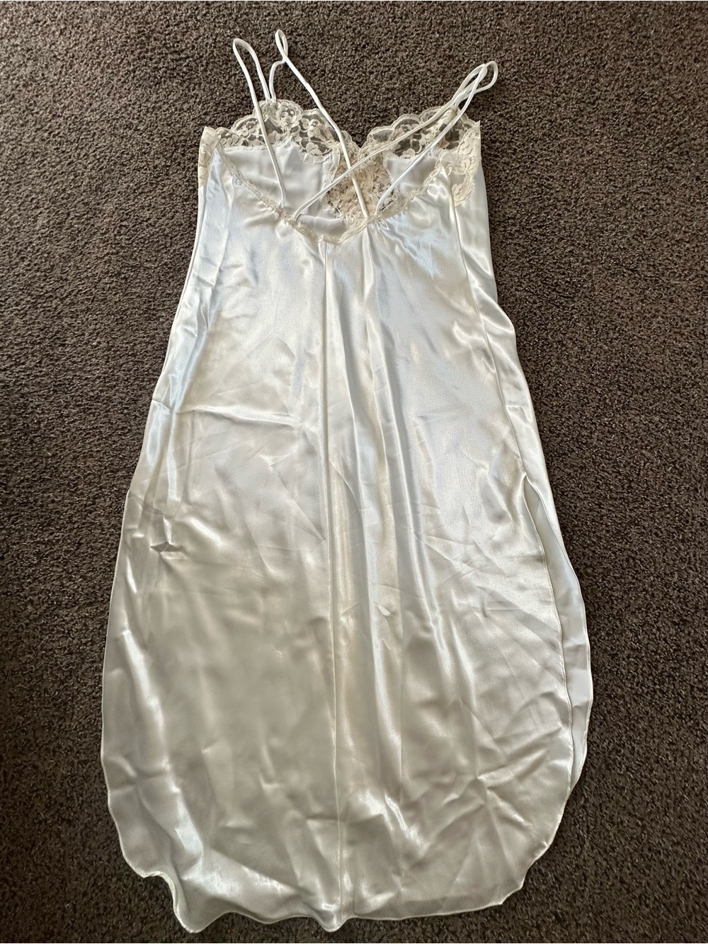 Vintage. Beautiful 3-piece bridal nightgown set from the 90s. - Picture 7 of 14